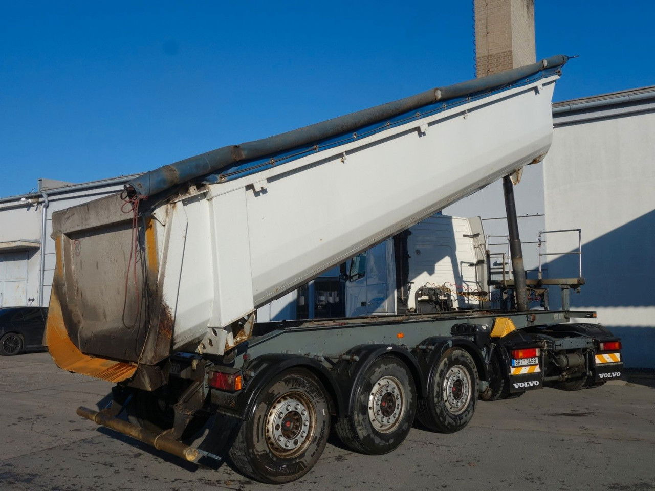 Schmitz Cargobull SKI 24-7.2 Kipper - Sklápěcí návěs: obrázek 4 Schmitz Cargobull SKI 24-7.2 Kipper - Sklápěcí návěs: obrázek 4