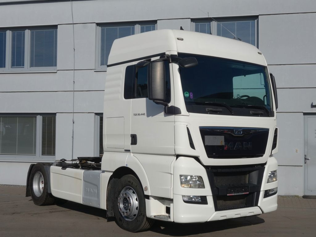 MAN TGX 18.440 XLX E6 ST, Retarder, Kompressor - Tahač: obrázek 3 MAN TGX 18.440 XLX E6 ST, Retarder, Kompressor - Tahač: obrázek 3