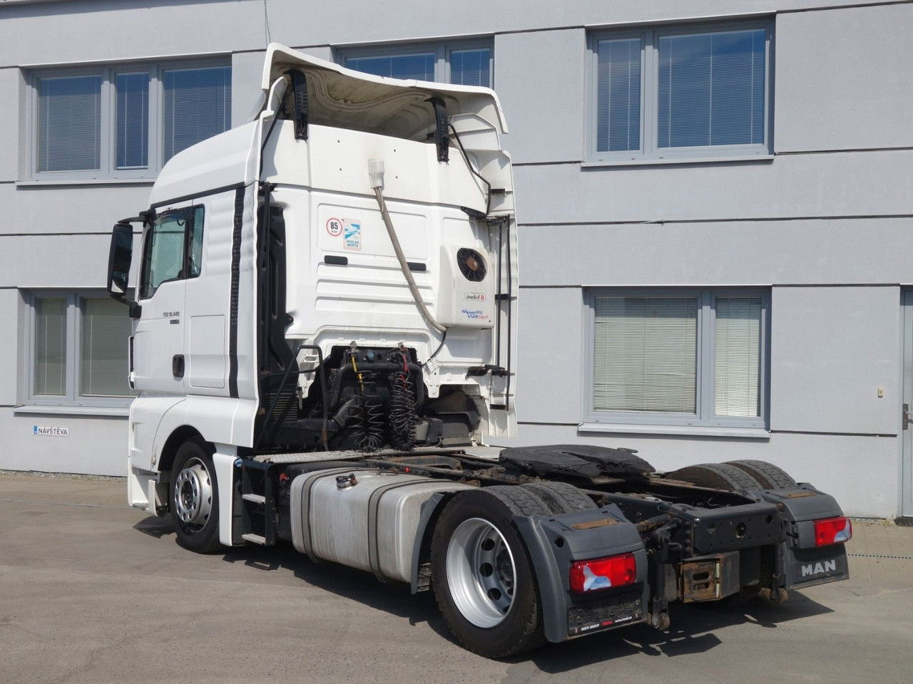 MAN TGX 18.480 XLX, E6, LD - Tahač: obrázek 4 MAN TGX 18.480 XLX, E6, LD - Tahač: obrázek 4