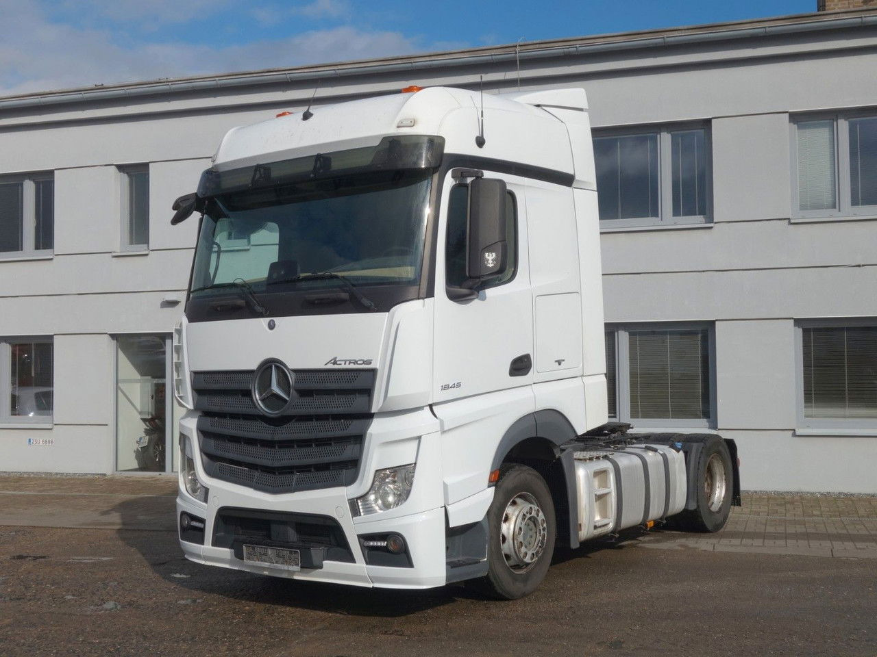 Mercedes-Benz Actros 1845 LS SD, Giga Space - Tahač: obrázek 1 Mercedes-Benz Actros 1845 LS SD, Giga Space - Tahač: obrázek 1
