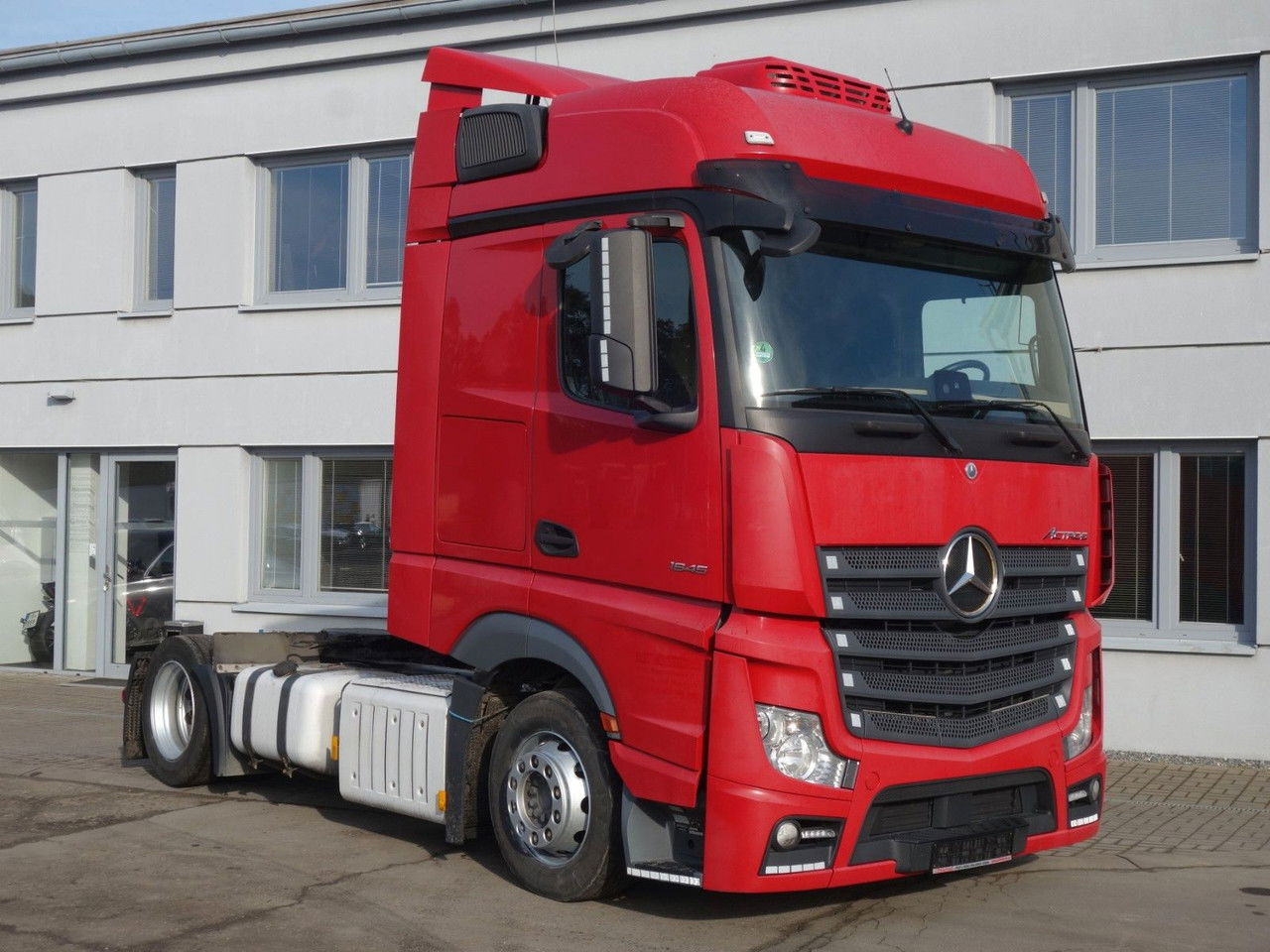 Mercedes-Benz Actros 1845 Lsnrl, Lowdeck, Standklima - Tahač: obrázek 3 Mercedes-Benz Actros 1845 Lsnrl, Lowdeck, Standklima - Tahač: obrázek 3