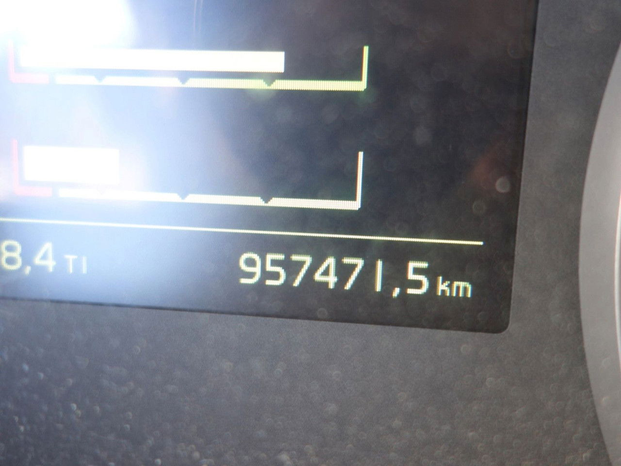 Volvo FH 13.460 Standard leasing Volvo FH 13.460 Standard: obrázek 17 Volvo FH 13.460 Standard leasing Volvo FH 13.460 Standard: obrázek 17