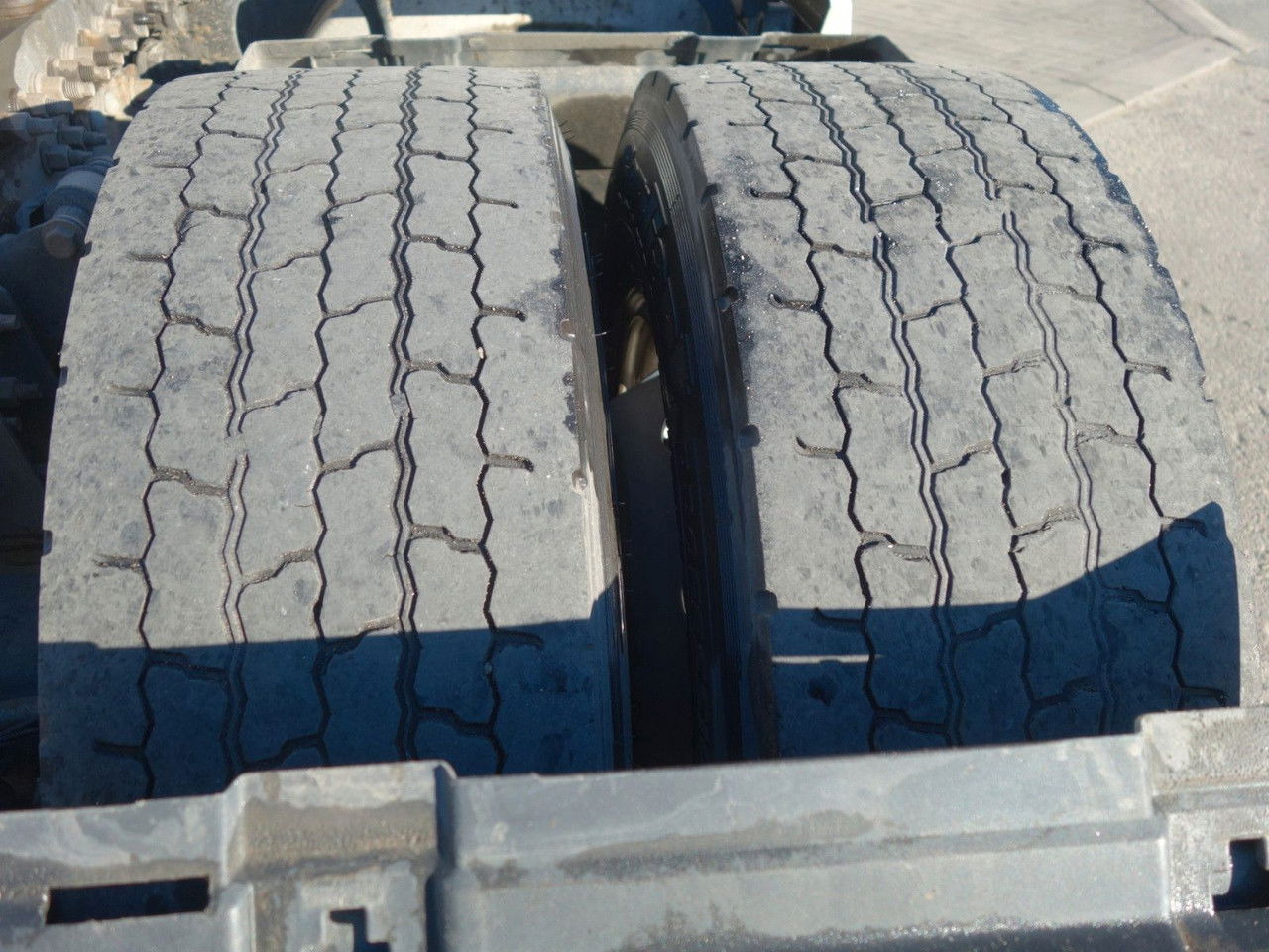 Volvo FH 13.460 Standard leasing Volvo FH 13.460 Standard: obrázek 9 Volvo FH 13.460 Standard leasing Volvo FH 13.460 Standard: obrázek 9