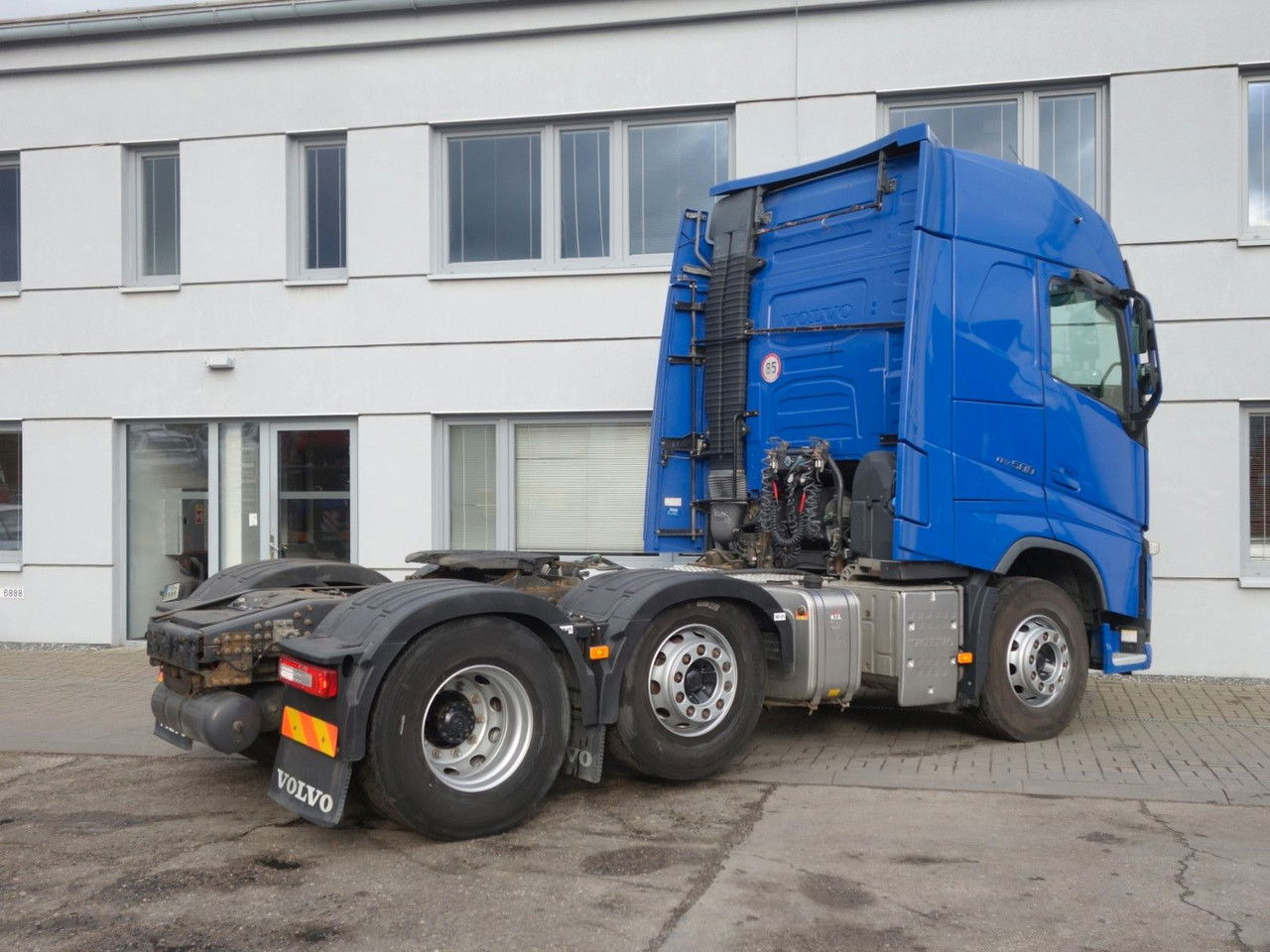 Volvo FH 13.500 EEV XL 6x2 Hydraulik kipper - Tahač: obrázek 5 Volvo FH 13.500 EEV XL 6x2 Hydraulik kipper - Tahač: obrázek 5