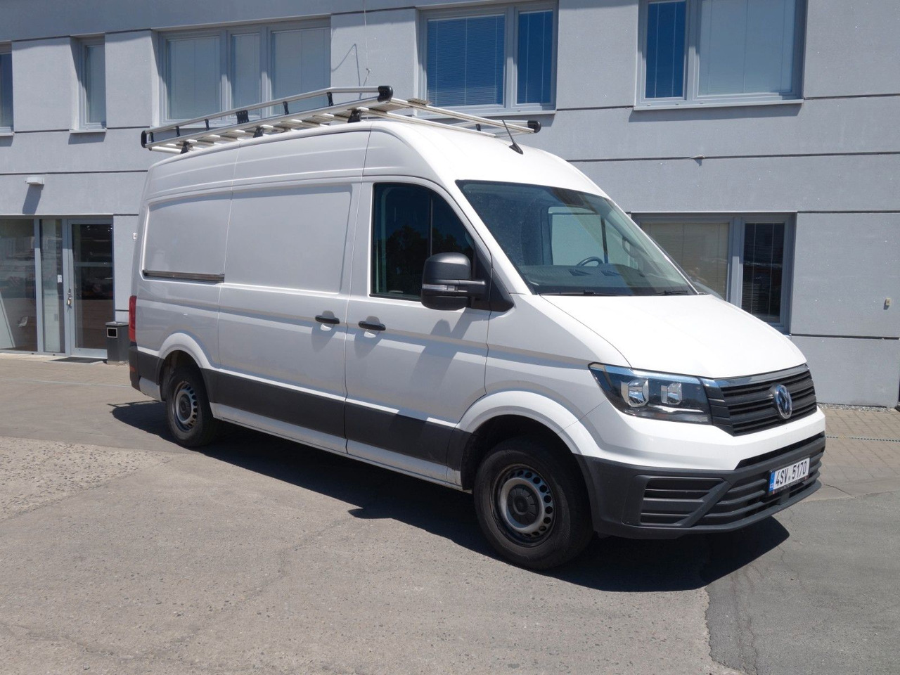 Volkswagen Crafter 2,0 TDI 103 kW - Furgon: obrázek 3 Volkswagen Crafter 2,0 TDI 103 kW - Furgon: obrázek 3