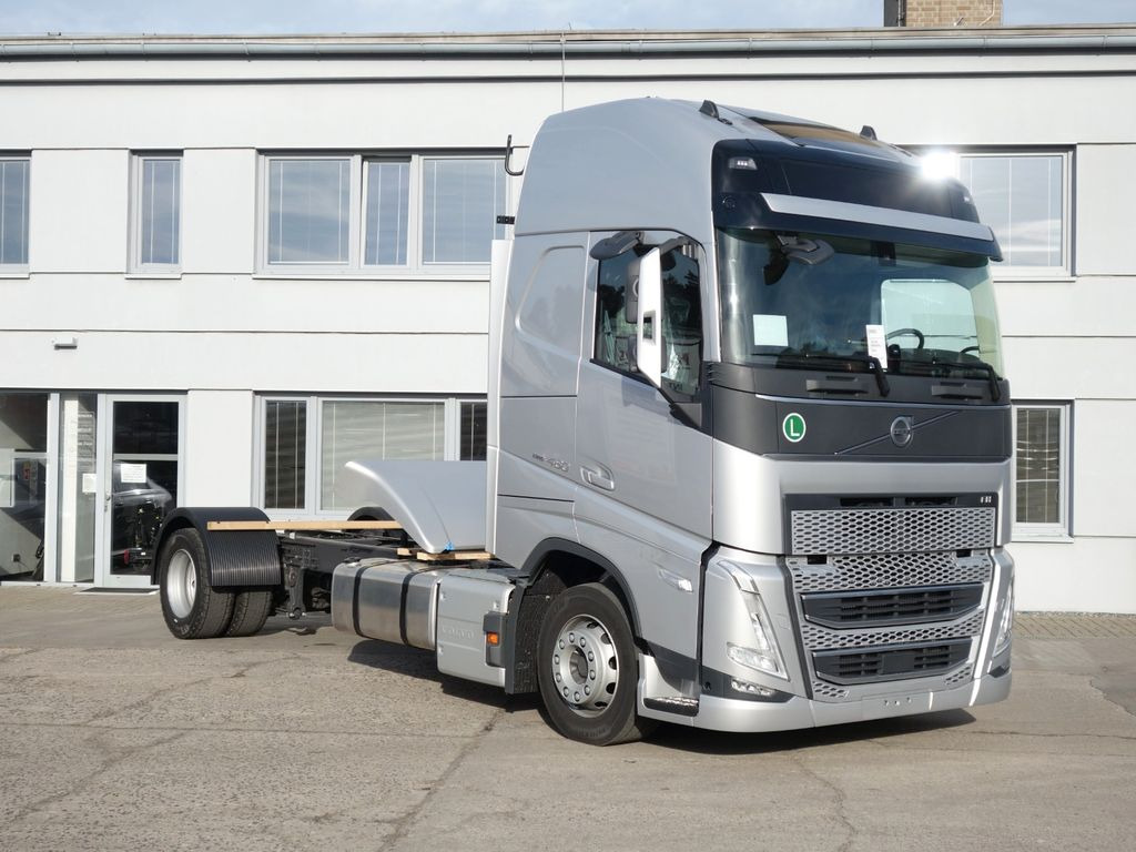 Volvo FH 13 XL 460 Turbo Compound Neue - Plachtový nákladní auto: obrázek 2 Volvo FH 13 XL 460 Turbo Compound Neue - Plachtový nákladní auto: obrázek 2