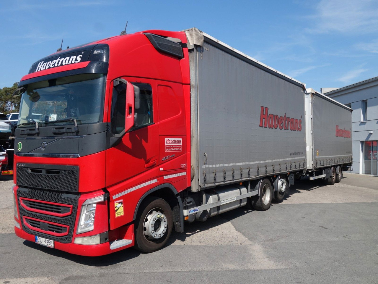 Volvo FH 460 XL 6x2, 120 cbm, Durchfahren - Plachtový nákladní auto: obrázek 1 Volvo FH 460 XL 6x2, 120 cbm, Durchfahren - Plachtový nákladní auto: obrázek 1