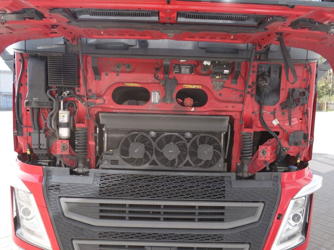 Plachtový nákladní auto Volvo FH 460 XL 6x2, 120 cbm, Durchfahren: obrázek 16