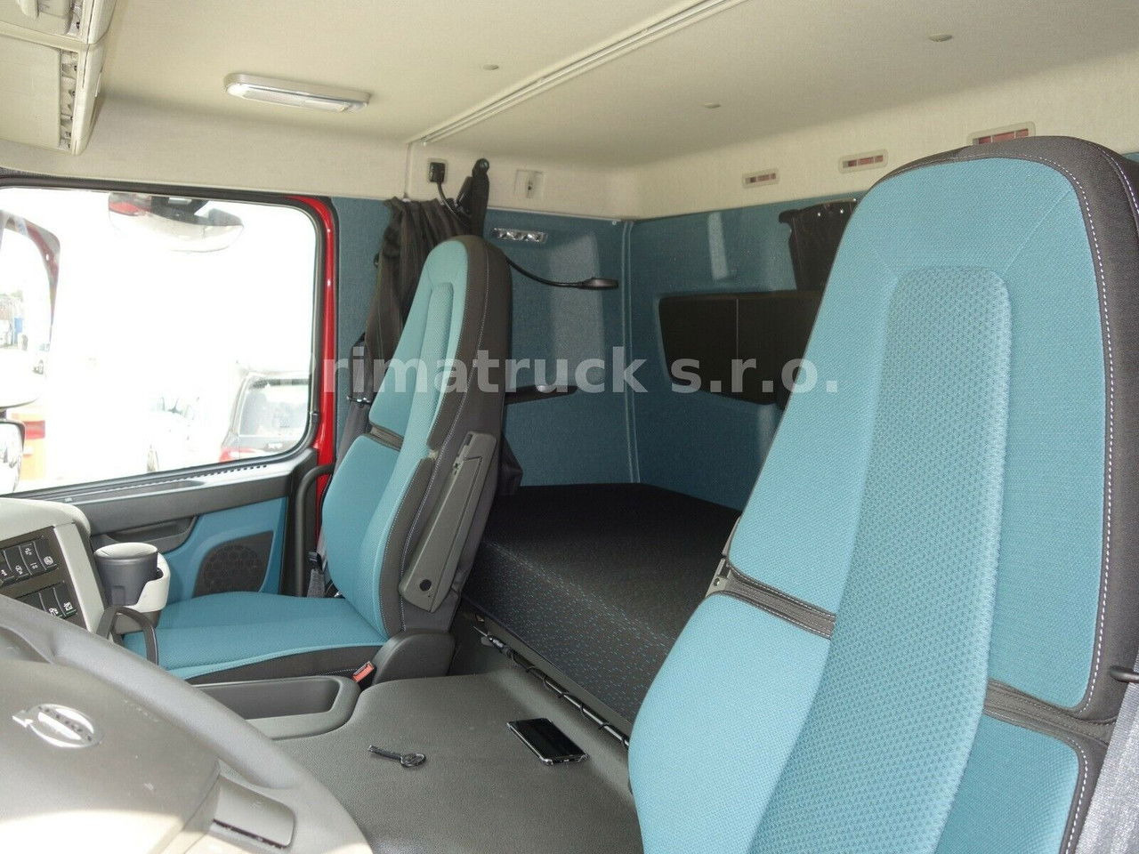 Volvo FM 460 6x2 Kassbohrer Metago/Supertrans leasing Volvo FM 460 6x2 Kassbohrer Metago/Supertrans: obrázek 12