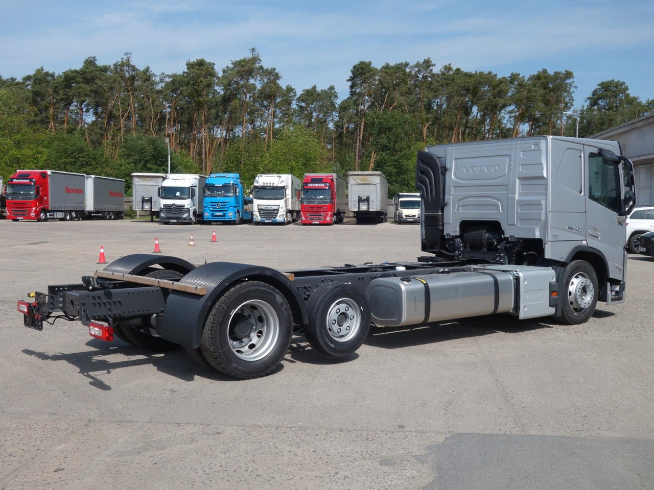 Volvo FM13 460 6x2 Neue RTO , Kassbohrer, Rolfo, Rimo - Podvozek s kabinou: obrázek 4 Volvo FM13 460 6x2 Neue RTO , Kassbohrer, Rolfo, Rimo - Podvozek s kabinou: obrázek 4