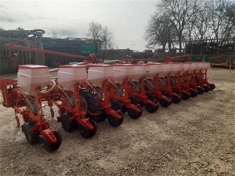 Maschio Gaspardo Manta XL 12 rk - Secí stroj: obrázek 2 Maschio Gaspardo Manta XL 12 rk - Secí stroj: obrázek 2