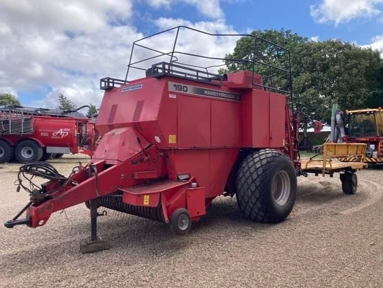 Massey Ferguson LB190 Fieldstar *** m. parkland ballevogn *** - Lis na hranaté balíky: obrázek 1 Massey Ferguson LB190 Fieldstar *** m. parkland ballevogn *** - Lis na hranaté balíky: obrázek 1