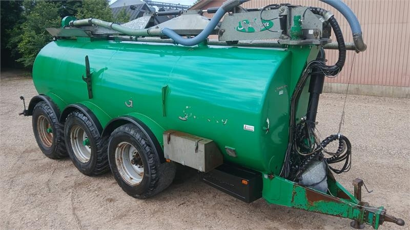 Samson PG 25 PG 25 - Fekální cisterna: obrázek 2 Samson PG 25 PG 25 - Fekální cisterna: obrázek 2