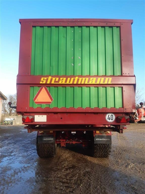 Samonakládací vůz Strautmann Giga Vitesse CFS 4401: obrázek 9 Samonakládací vůz Strautmann Giga Vitesse CFS 4401: obrázek 9