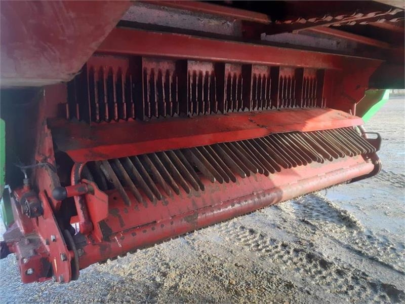 Samonakládací vůz Strautmann Giga Vitesse CFS 4401: obrázek 16 Samonakládací vůz Strautmann Giga Vitesse CFS 4401: obrázek 16