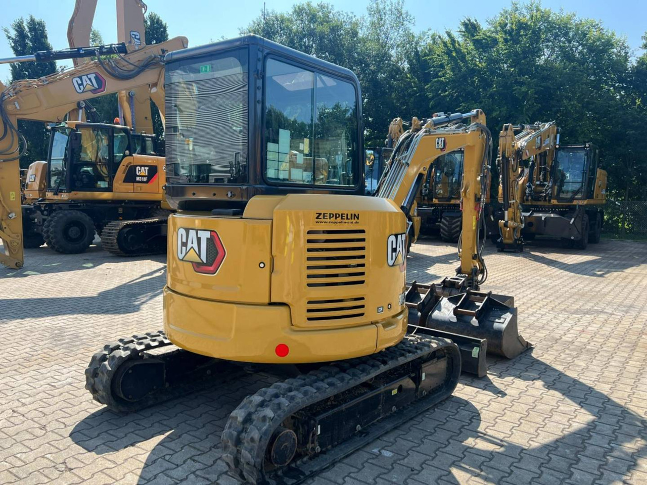 CAT 303.5E2CR - Pásové rýpadlo: obrázek 3 CAT 303.5E2CR - Pásové rýpadlo: obrázek 3