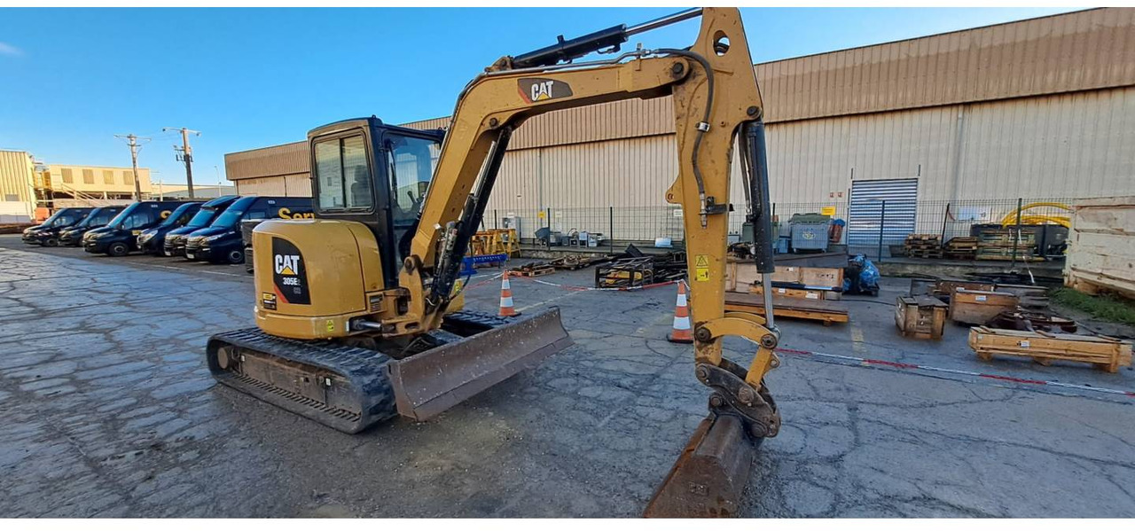 CAT 305E2CR - Pásové rýpadlo: obrázek 2 CAT 305E2CR - Pásové rýpadlo: obrázek 2