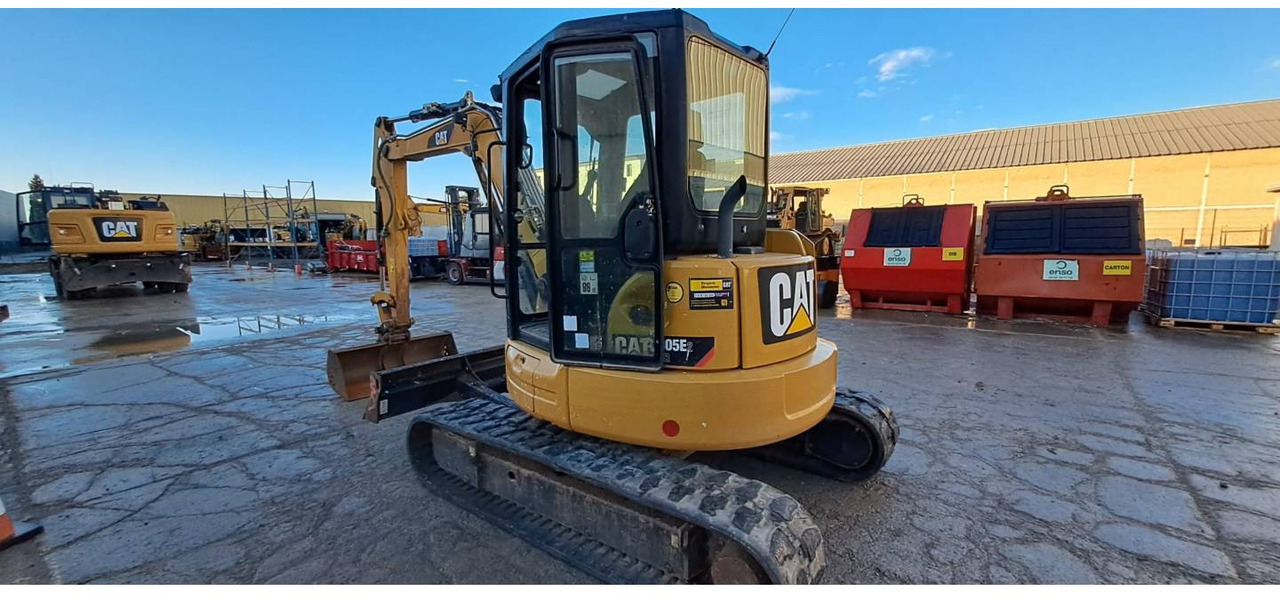 CAT 305E2CR - Pásové rýpadlo: obrázek 4 CAT 305E2CR - Pásové rýpadlo: obrázek 4