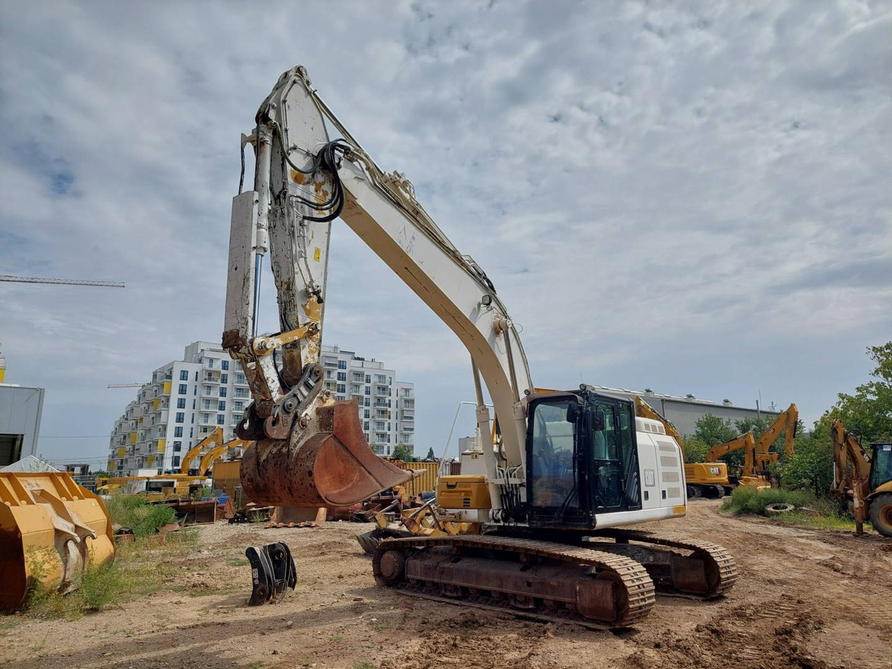 CAT 326FL - Pásové rýpadlo: obrázek 1 CAT 326FL - Pásové rýpadlo: obrázek 1