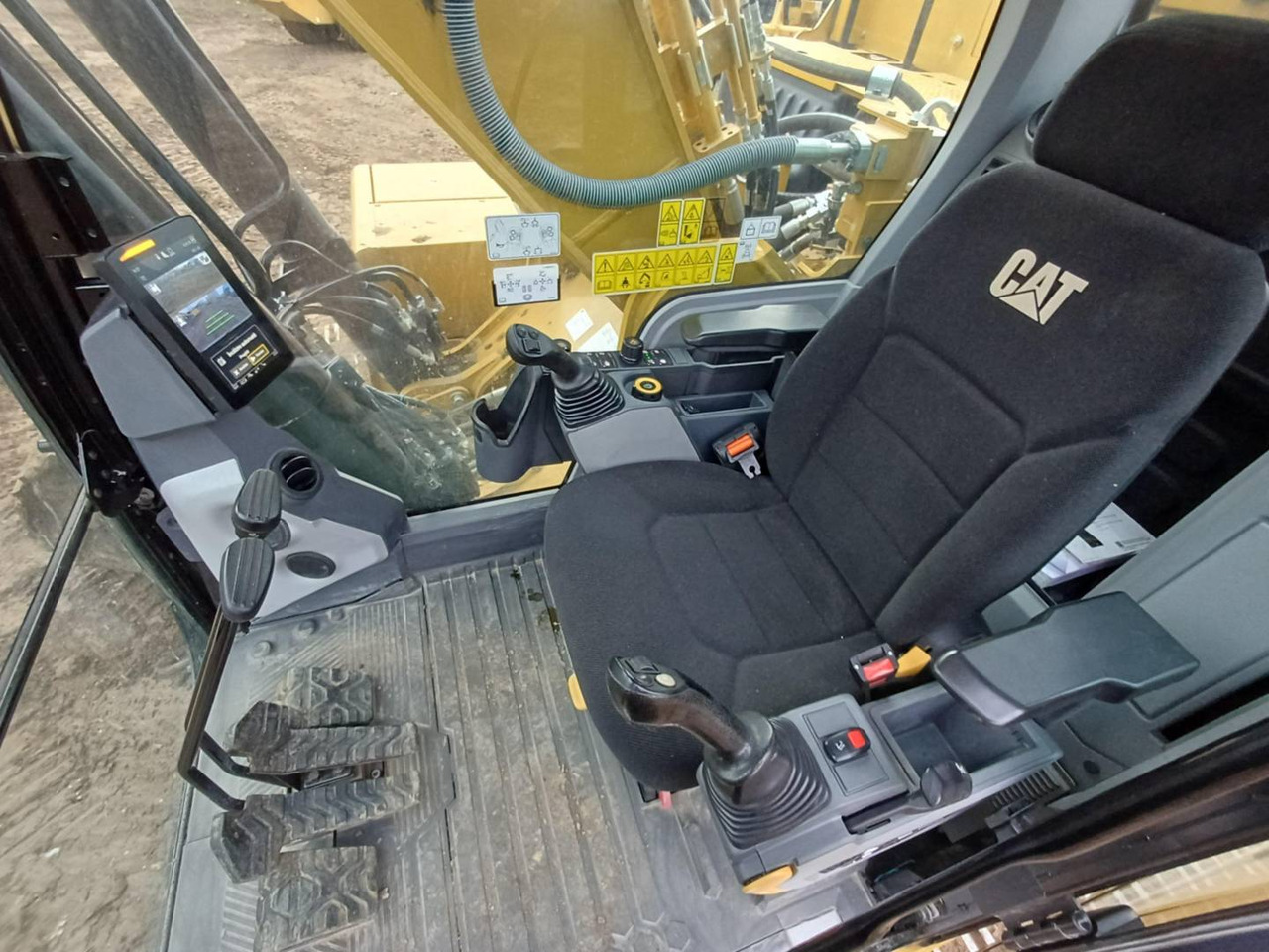 CAT 330-07GC leasing CAT 330-07GC: obrázek 8