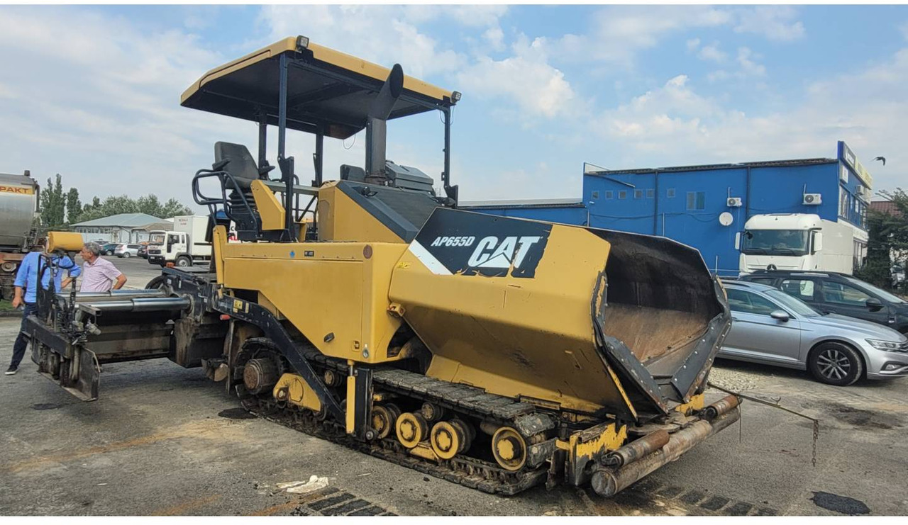 CAT AP-655D - Finišér: obrázek 2 CAT AP-655D - Finišér: obrázek 2