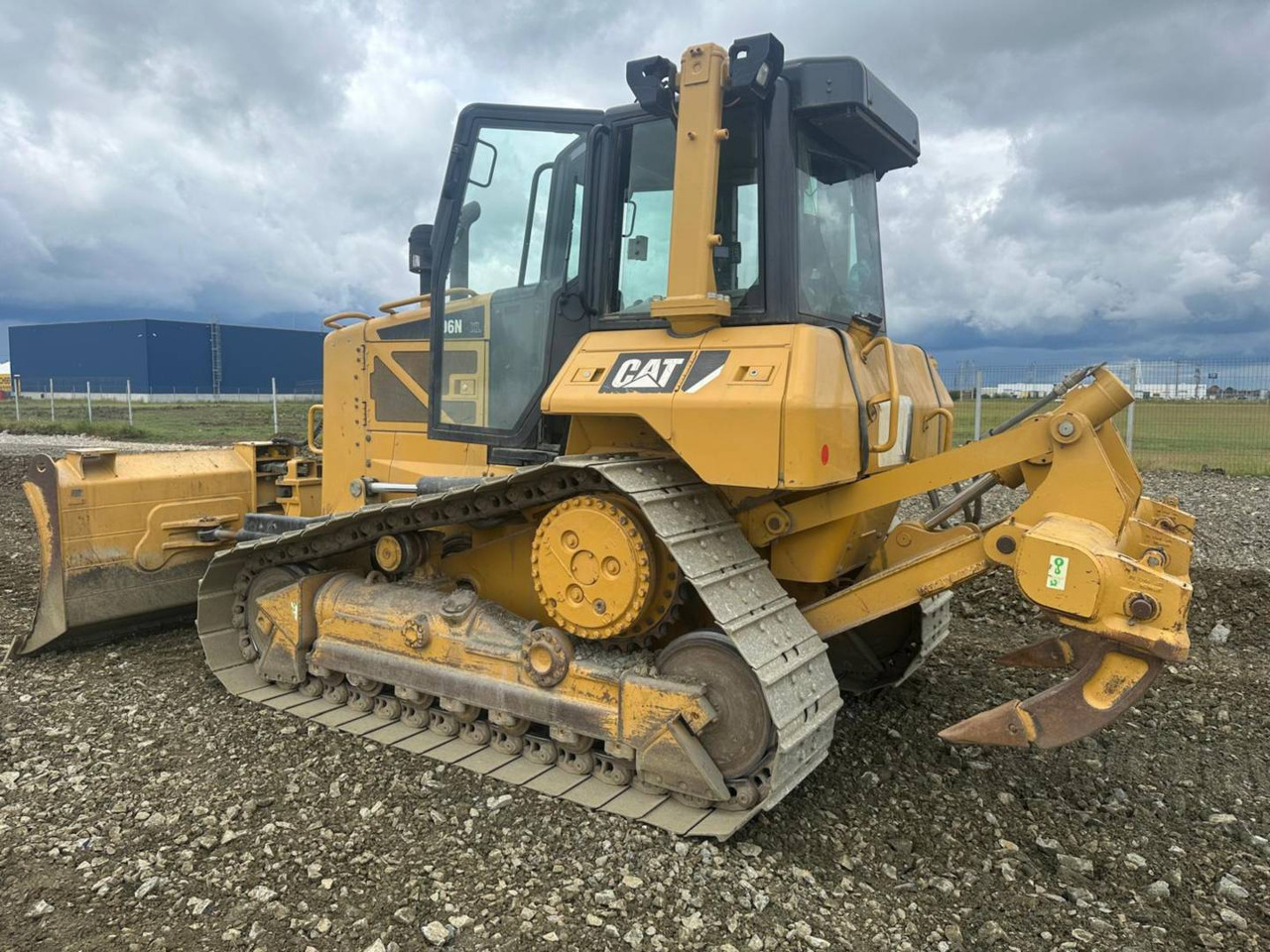 CAT D6NXL - Buldozer: obrázek 4 CAT D6NXL - Buldozer: obrázek 4