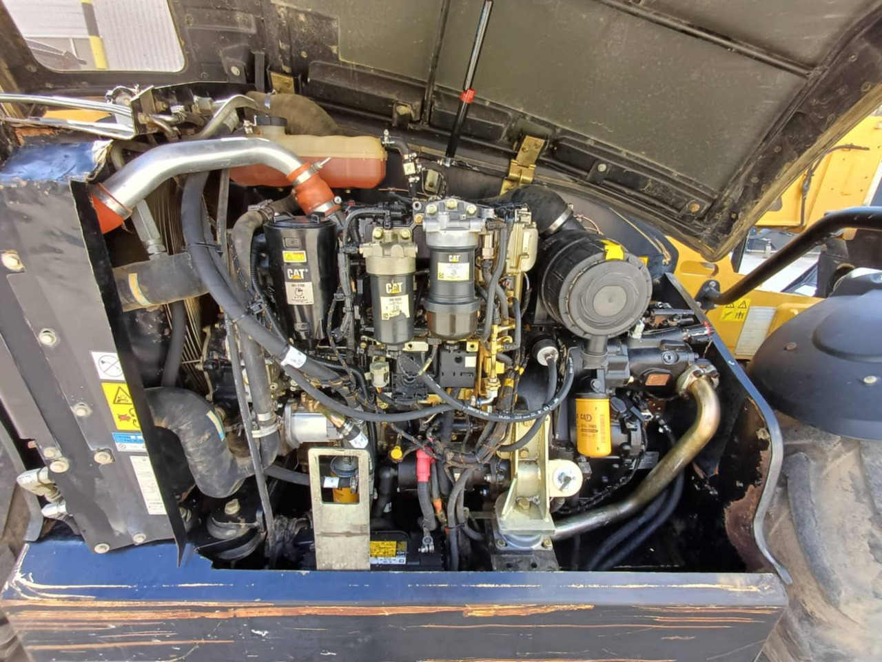 Teleskopický manipulátor CAT TH407C: obrázek 7