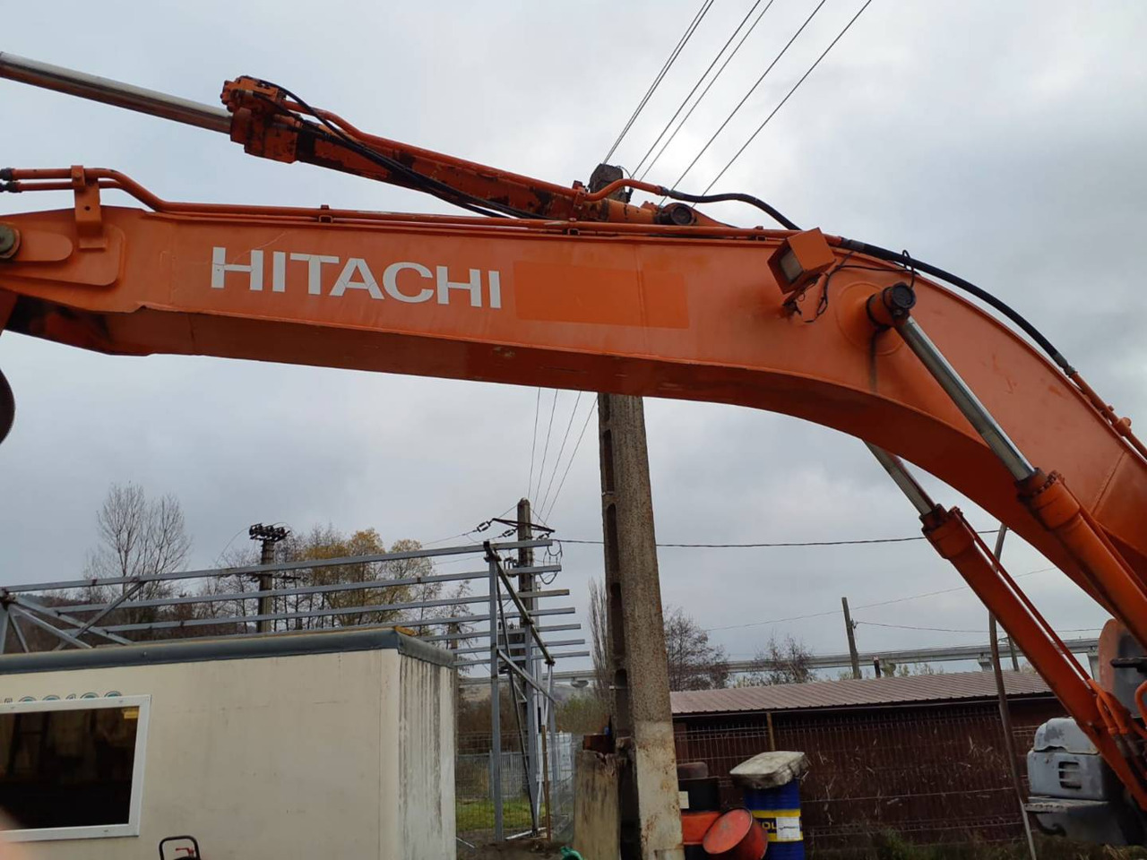 HITACHI ZX2400N-3 - Pásové rýpadlo: obrázek 1 HITACHI ZX2400N-3 - Pásové rýpadlo: obrázek 1