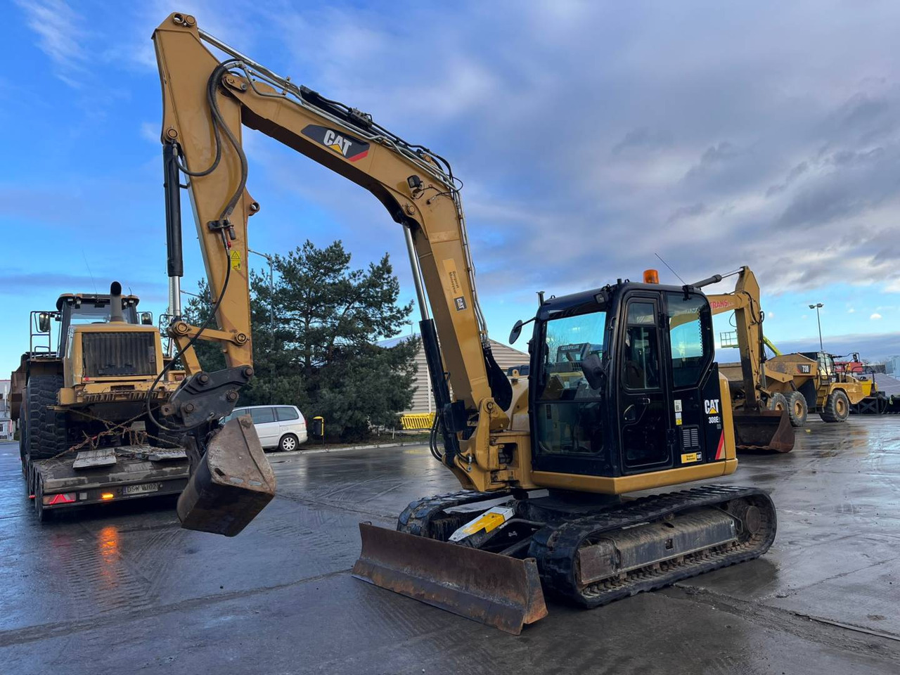 CAT 308E2CR - Pásové rýpadlo: obrázek 1 CAT 308E2CR - Pásové rýpadlo: obrázek 1