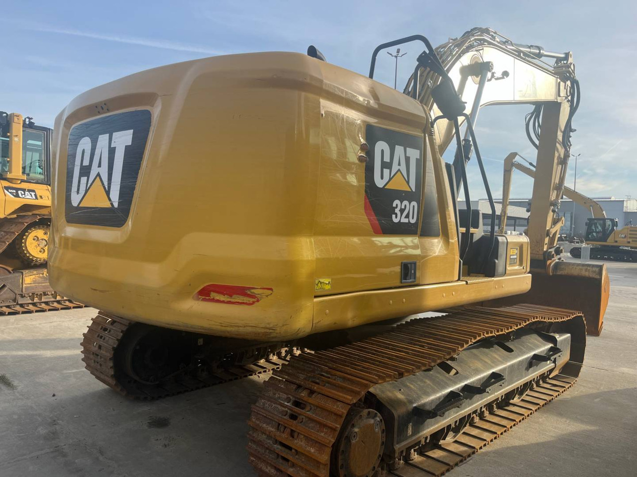 CAT 320 - Pásové rýpadlo: obrázek 3 CAT 320 - Pásové rýpadlo: obrázek 3