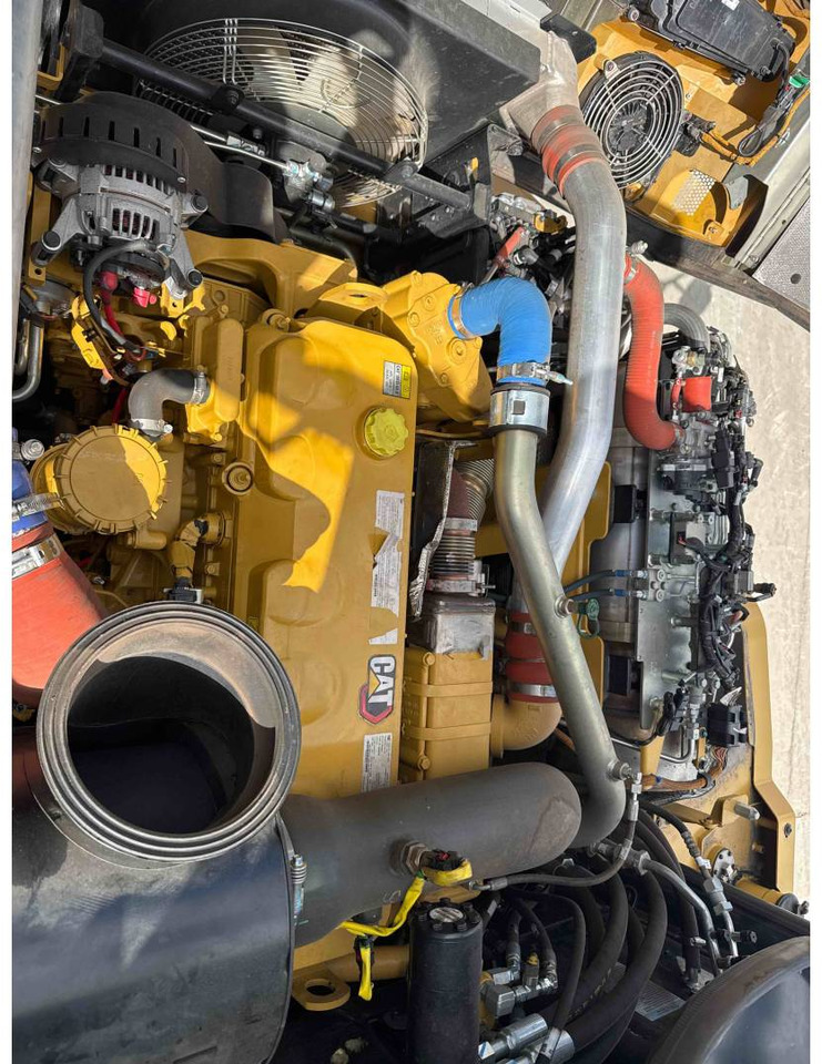 Kloubový sklápěč CAT 730: obrázek 8 Kloubový sklápěč CAT 730: obrázek 8