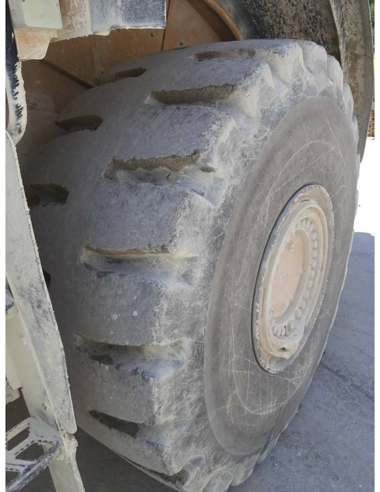 Kolový nakladač CAT 980: obrázek 19 Kolový nakladač CAT 980: obrázek 19