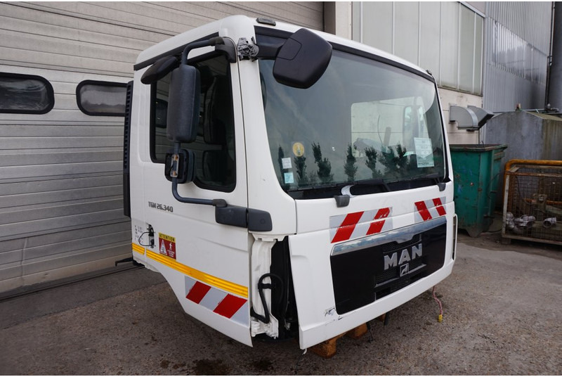 MAN F99L10 TGM 6 CYL 81.60000-7786 - Kabina a interiér pro Nákladní auto: obrázek 2 MAN F99L10 TGM 6 CYL 81.60000-7786 - Kabina a interiér pro Nákladní auto: obrázek 2