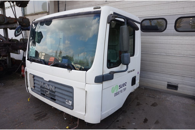 MAN F99L10 TGM 6 CYL 81.60000-7786 - Kabina a interiér pro Nákladní auto: obrázek 3 MAN F99L10 TGM 6 CYL 81.60000-7786 - Kabina a interiér pro Nákladní auto: obrázek 3