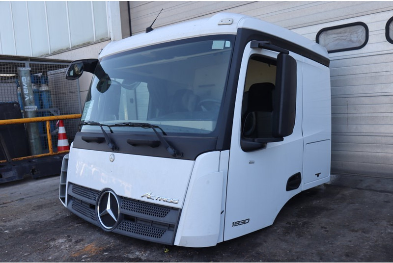 Mercedes-Benz AROCS L-CAB STREAMSPACE 2.3 96082015921314 - Kabina a interiér pro Nákladní auto: obrázek 2 Mercedes-Benz AROCS L-CAB STREAMSPACE 2.3 96082015921314 - Kabina a interiér pro Nákladní auto: obrázek 2