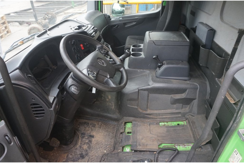 Mercedes-Benz ATEGO MP4 4CYL - Kabina a interiér pro Nákladní auto: obrázek 5 Mercedes-Benz ATEGO MP4 4CYL - Kabina a interiér pro Nákladní auto: obrázek 5