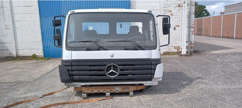 Mercedes-Benz SK KABINE KORT - Kabina a interiér pro Nákladní auto: obrázek 1 Mercedes-Benz SK KABINE KORT - Kabina a interiér pro Nákladní auto: obrázek 1