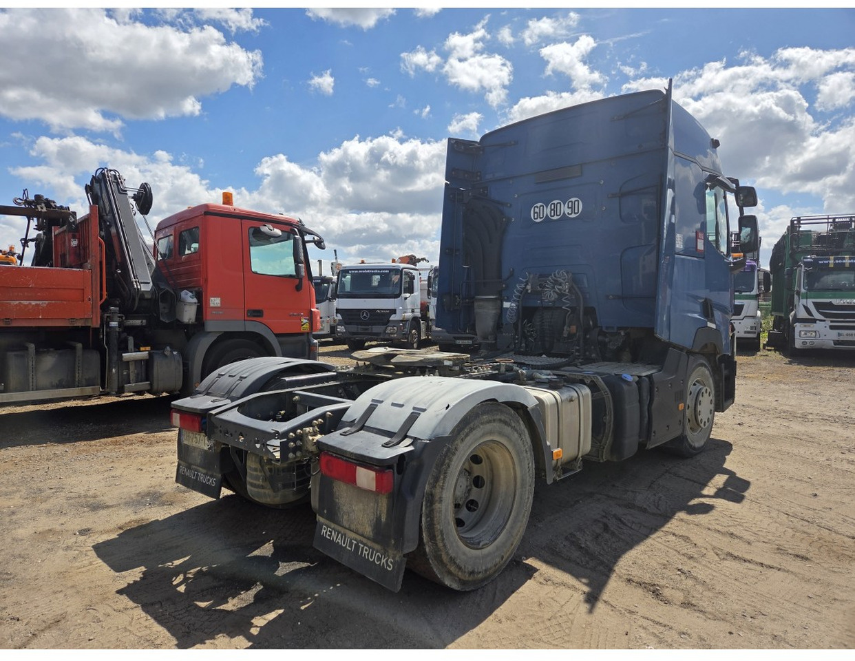 Renault T 460 4X2 Tractor Unit Retarder Hydraulic - Jiná technika: obrázek 2 Renault T 460 4X2 Tractor Unit Retarder Hydraulic - Jiná technika: obrázek 2