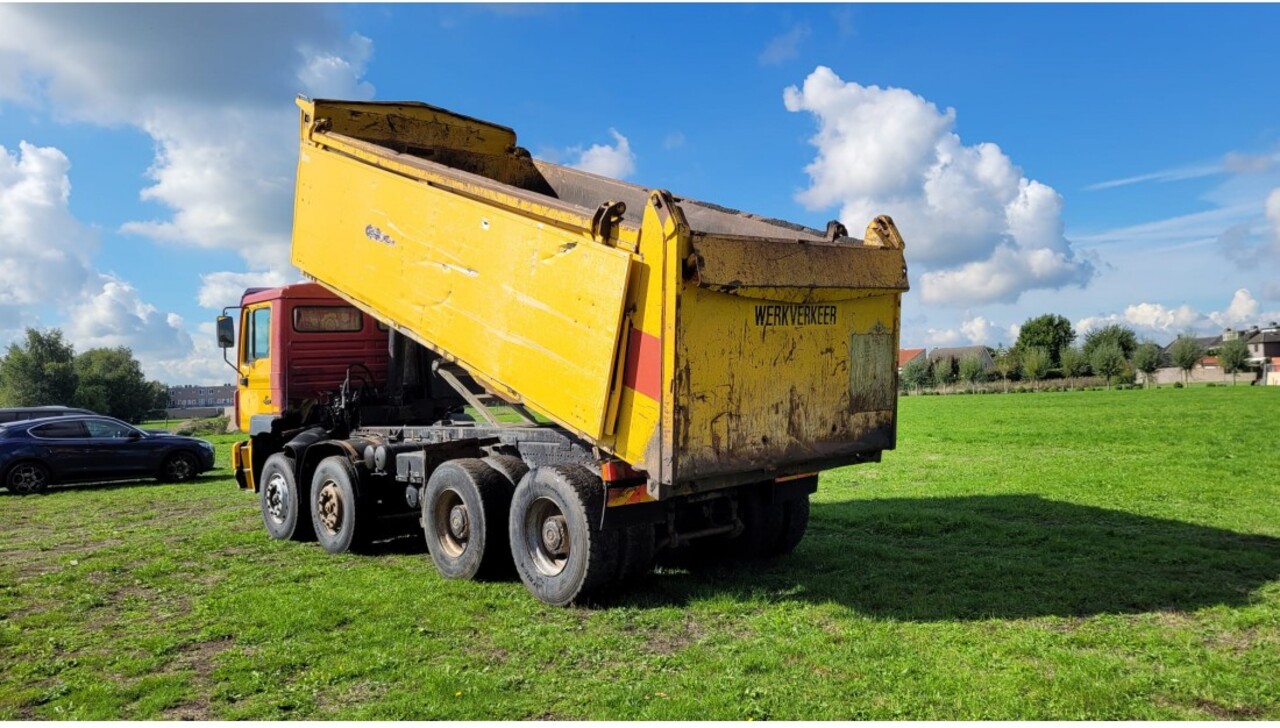 MAN 41.364 EURO 2 8X4 TIPPER SPRING/SPRING MANUAL GEARBOX - Sklápěč: obrázek 4 MAN 41.364 EURO 2 8X4 TIPPER SPRING/SPRING MANUAL GEARBOX - Sklápěč: obrázek 4