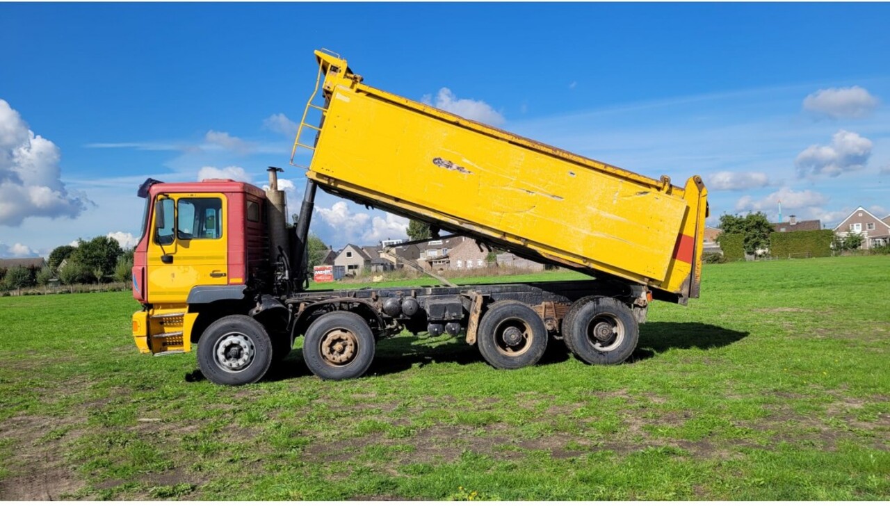 MAN 41.364 EURO 2 8X4 TIPPER SPRING/SPRING MANUAL GEARBOX - Sklápěč: obrázek 3 MAN 41.364 EURO 2 8X4 TIPPER SPRING/SPRING MANUAL GEARBOX - Sklápěč: obrázek 3