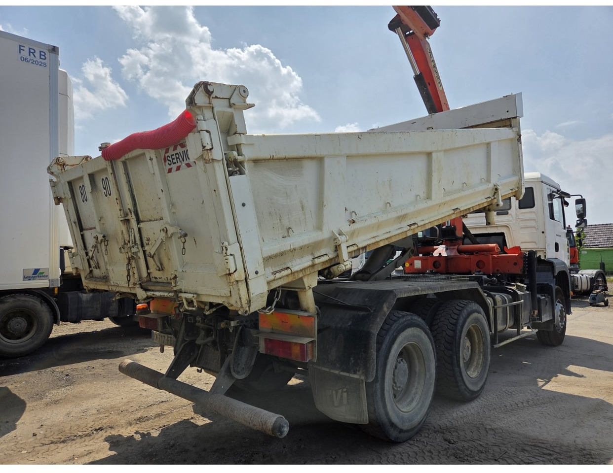 MAN TGA 26.350 6X4 BORDMATIC TIPPER CRANE PALFINGER PK15500 - Sklápěč, Auto s hydraulickou rukou: obrázek 2 MAN TGA 26.350 6X4 BORDMATIC TIPPER CRANE PALFINGER PK15500 - Sklápěč, Auto s hydraulickou rukou: obrázek 2