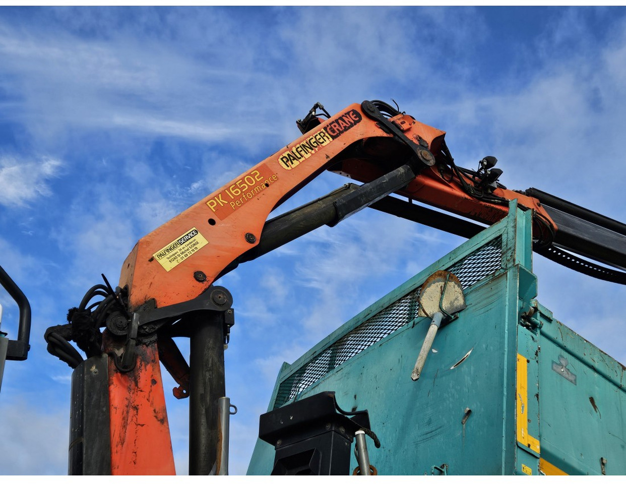 Sklápěč MAN TGA 33.360 TIPPER 3 SIDE CRANE PALFINGER 16502 *REMOTE CONTROL: obrázek 9