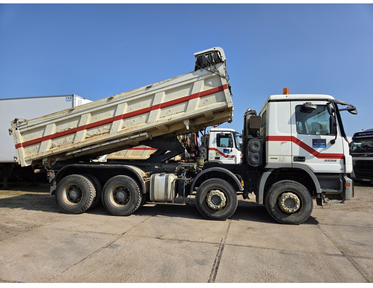Mercedes Actros 3236 8x4 2-Side Tipper EPS Gearbox 3 Pedals - Sklápěč: obrázek 3 Mercedes Actros 3236 8x4 2-Side Tipper EPS Gearbox 3 Pedals - Sklápěč: obrázek 3