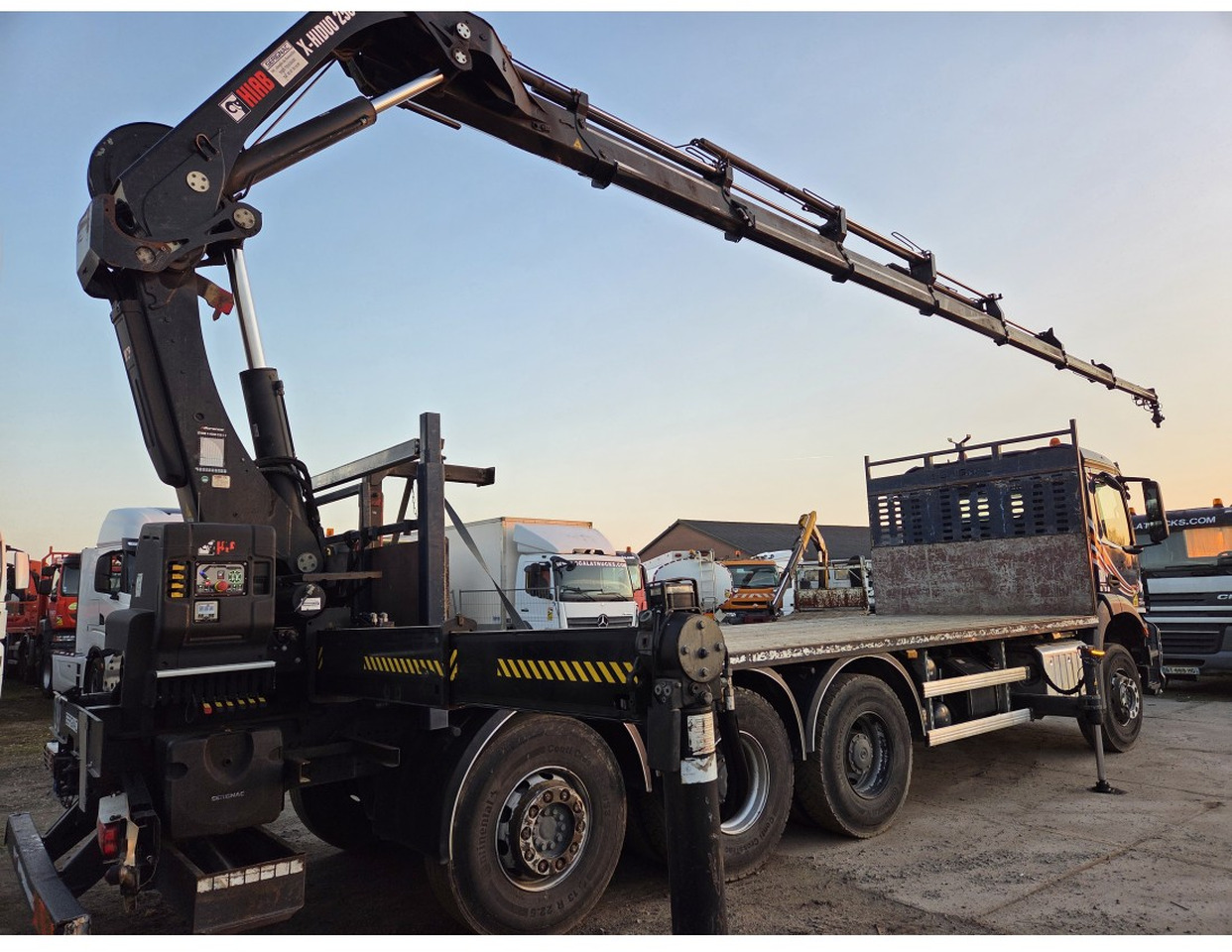 Mercedes Arocs 3240 8x4 Open Truck Crane HIAB X-HIDUO 258 E-7 7 extensions - Nákladní automobil valníkový/ Plošinový, Auto s hydraulickou rukou: obrázek 2 Mercedes Arocs 3240 8x4 Open Truck Crane HIAB X-HIDUO 258 E-7 7 extensions - Nákladní automobil valníkový/ Plošinový, Auto s hydraulickou rukou: obrázek 2