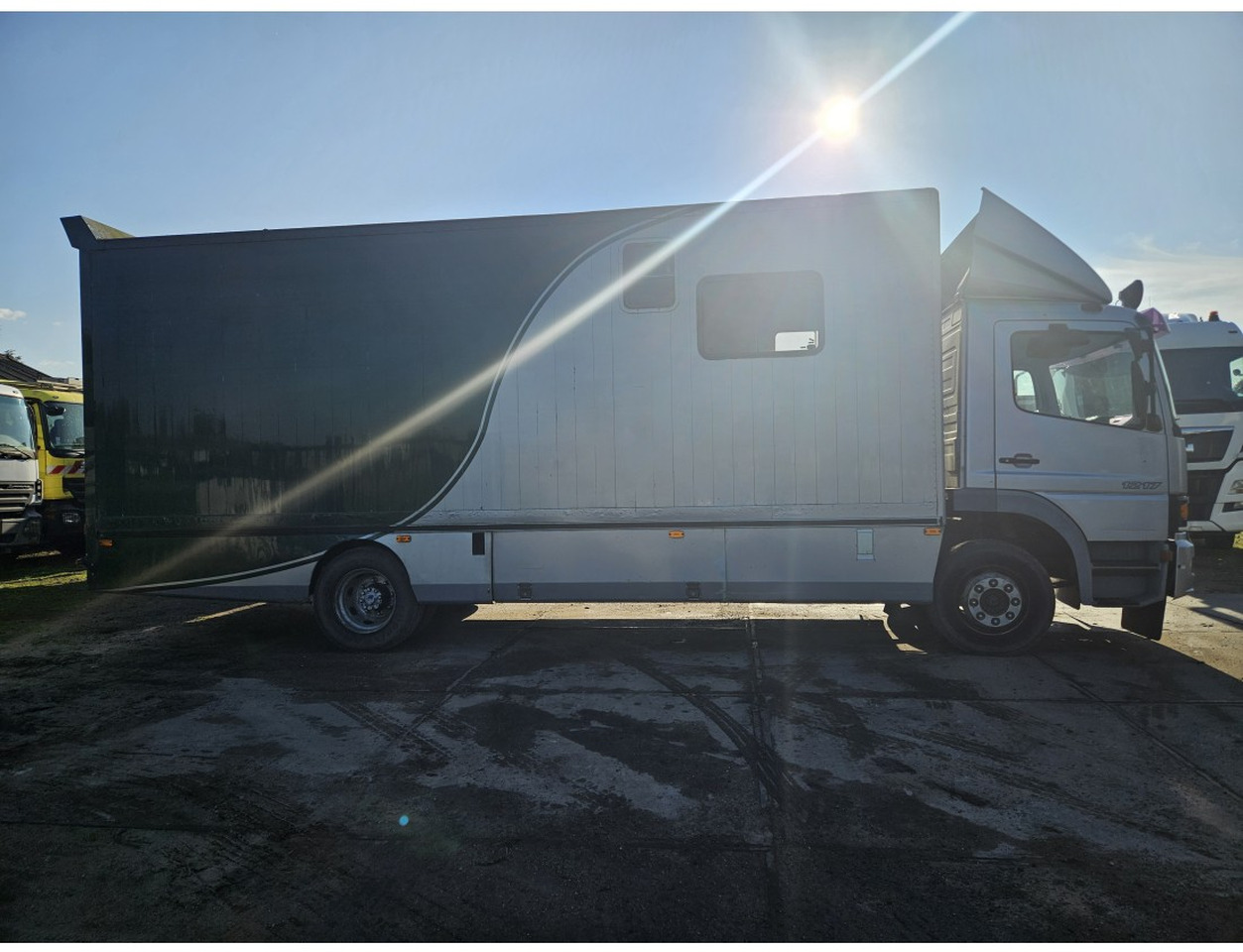 Mercedes Atego 1217 L 4x2 Horse transport Dutch Truck - Auto na přepravu koní: obrázek 5 Mercedes Atego 1217 L 4x2 Horse transport Dutch Truck - Auto na přepravu koní: obrázek 5