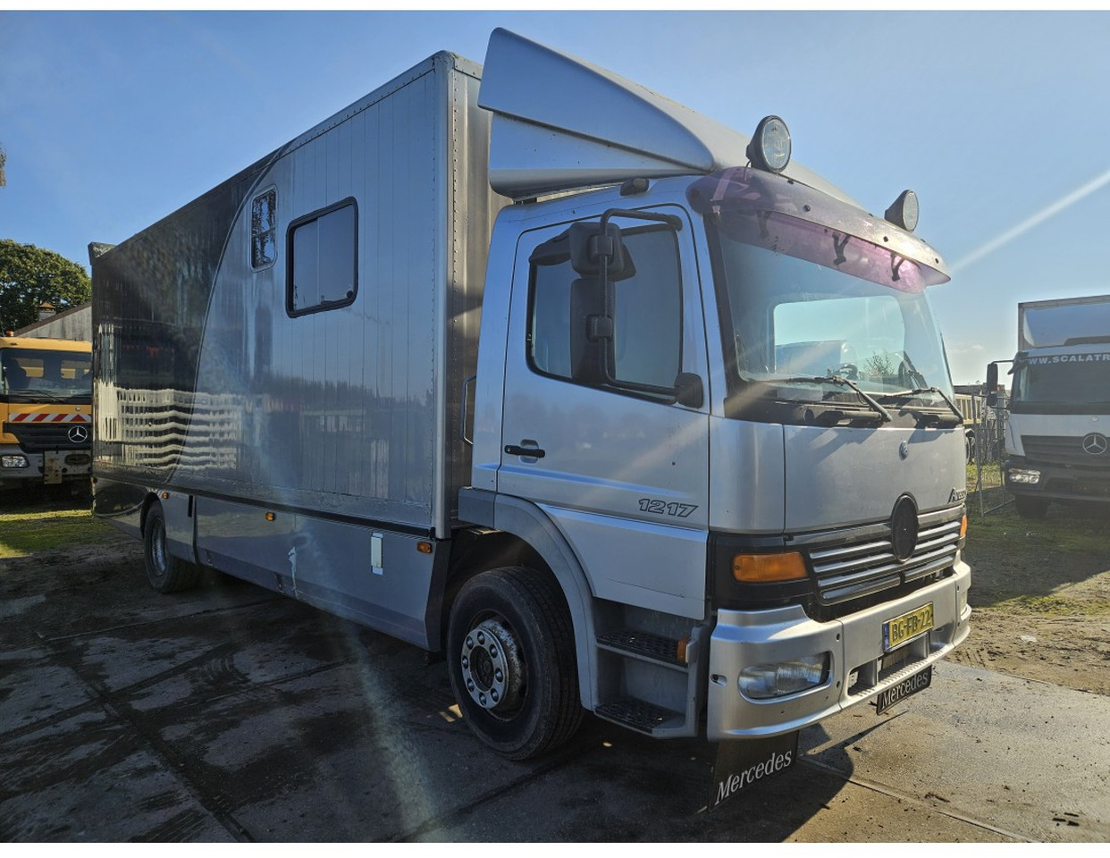 Mercedes Atego 1217 L 4x2 Horse transport Dutch Truck - Auto na přepravu koní: obrázek 4 Mercedes Atego 1217 L 4x2 Horse transport Dutch Truck - Auto na přepravu koní: obrázek 4
