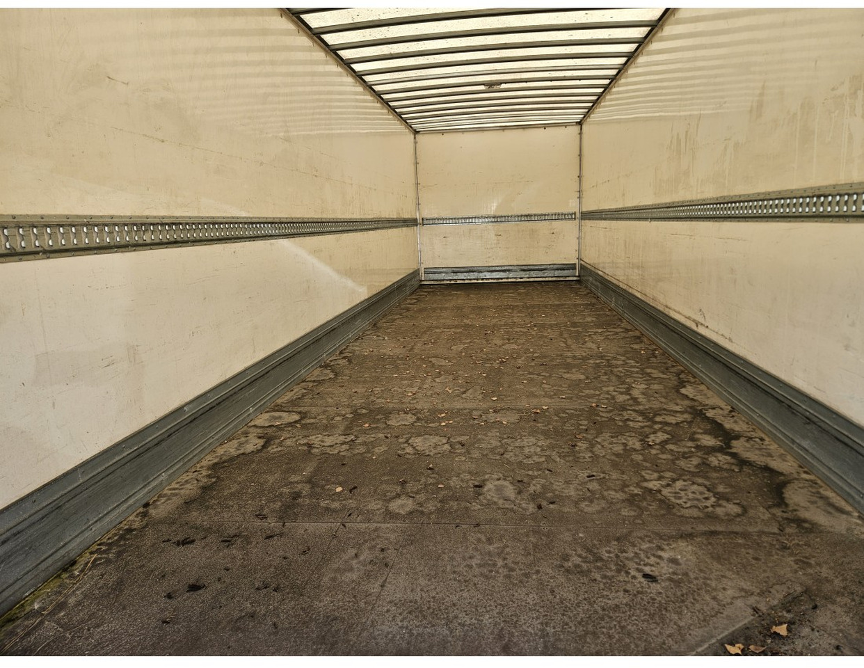 Skříňový nákladní auto Mercedes-Benz Atego 1624 Euro 6 Closed Box Loading lift very clean: obrázek 11