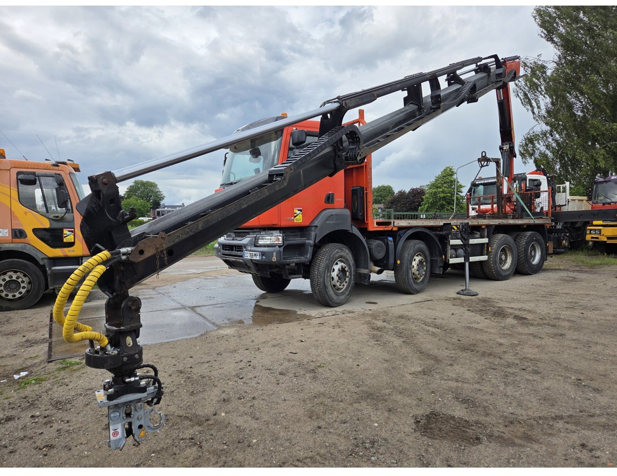 Renault Kerax 430 8X4 Flatbed Crane Palfinger PK26002EH 26 ton 5 Extensions *Retarder - Nákladní automobil valníkový/ Plošinový, Auto s hydraulickou rukou: obrázek 5 Renault Kerax 430 8X4 Flatbed Crane Palfinger PK26002EH 26 ton 5 Extensions *Retarder - Nákladní automobil valníkový/ Plošinový, Auto s hydraulickou rukou: obrázek 5