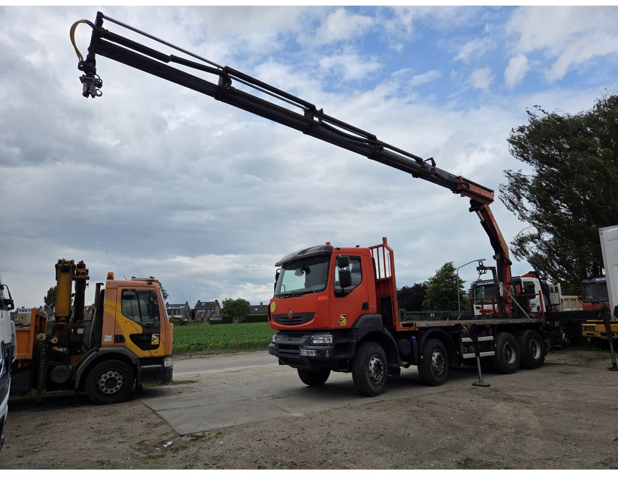 Renault Kerax 430 8X4 Flatbed Crane Palfinger PK26002EH 26 ton 5 Extensions *Retarder - Nákladní automobil valníkový/ Plošinový, Auto s hydraulickou rukou: obrázek 1 Renault Kerax 430 8X4 Flatbed Crane Palfinger PK26002EH 26 ton 5 Extensions *Retarder - Nákladní automobil valníkový/ Plošinový, Auto s hydraulickou rukou: obrázek 1