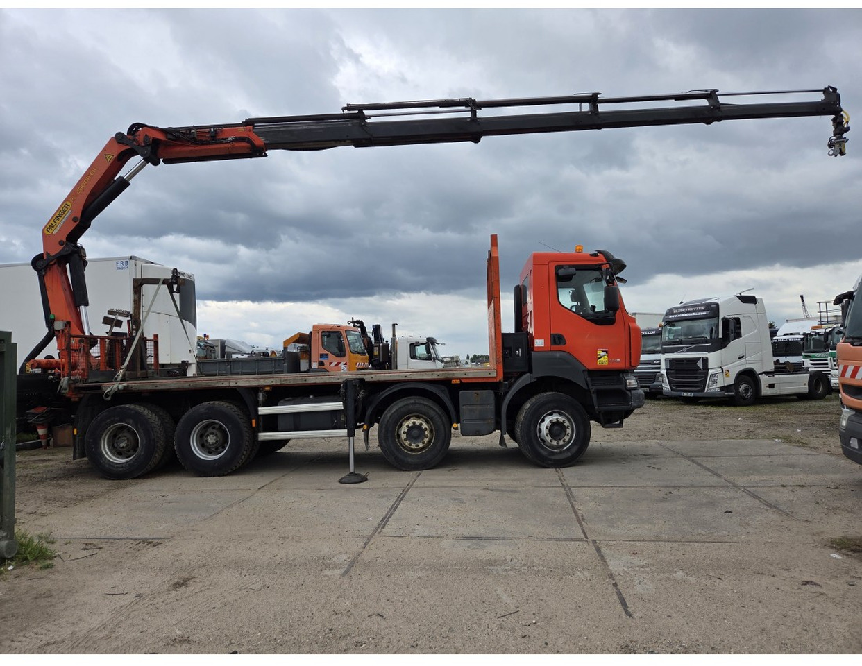 Renault Kerax 430 8X4 Flatbed Crane Palfinger PK26002EH 26 ton 5 Extensions *Retarder - Nákladní automobil valníkový/ Plošinový, Auto s hydraulickou rukou: obrázek 4 Renault Kerax 430 8X4 Flatbed Crane Palfinger PK26002EH 26 ton 5 Extensions *Retarder - Nákladní automobil valníkový/ Plošinový, Auto s hydraulickou rukou: obrázek 4